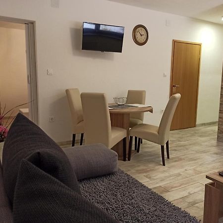 Studio Apartments Una Korenica Buitenkant foto